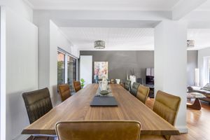 Photo 25- click for photo gallery